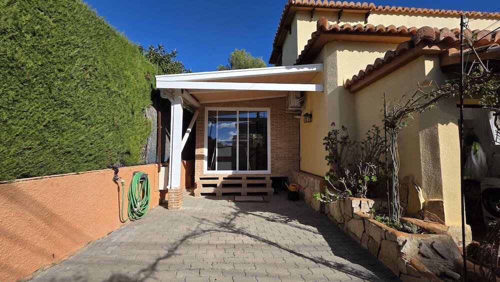 Property 2438 - Image 17